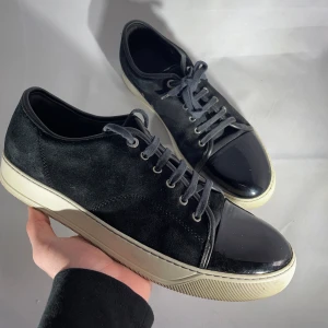 Lanvin - Säljer dessa stilrena Lanvins i storlek 44 (UK 10) | Skick får bedömas själv | En dustbag följer med | 2299kr