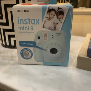 Instax  - Kamera 