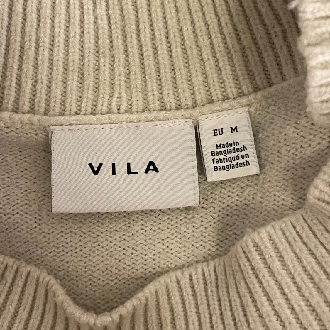 Stickad tröja  - 92