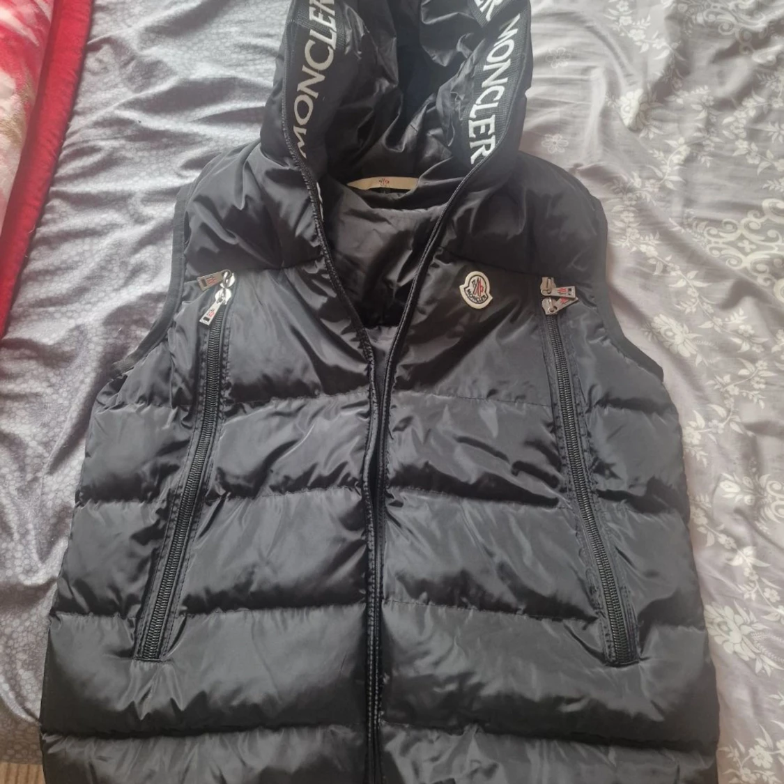 Moncler väst