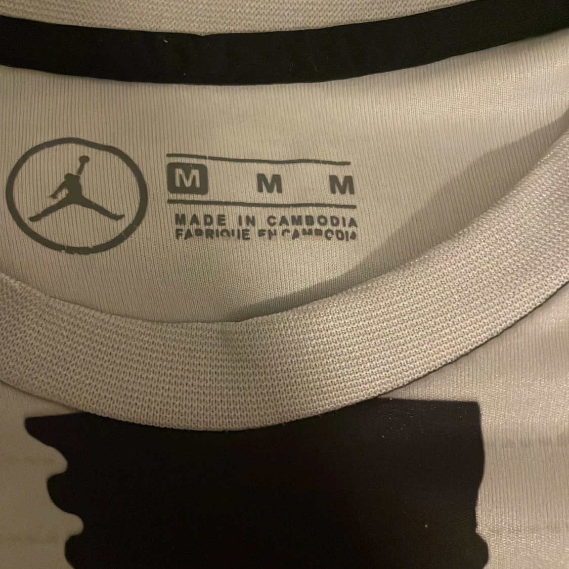 Säljer mbappe tröja som jag har ingen användning av - 93