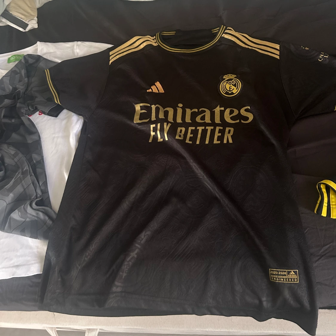 Sverige (S) Real Madrid (M/S) Arsenal (S/M/L) - 90