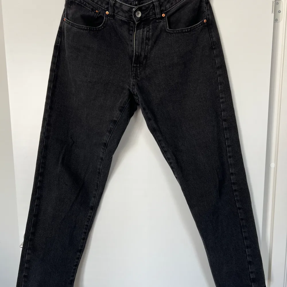 Worn a few times. Fits perfect. Very good condition.. Jeans & Byxor.