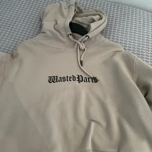 Wasted paris  - För oversized för mig 