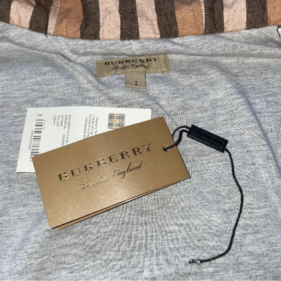 Burberry hoodie - 91