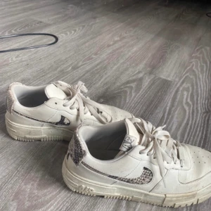 Nike air force pixel - Nike air force pixel med ”ormskinn”  