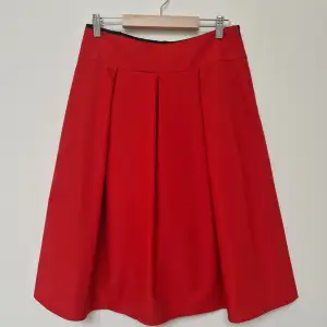 Skirt is is very good condition. Length 65cm Waist 36cm x 2 It says S but it is bigger more like M