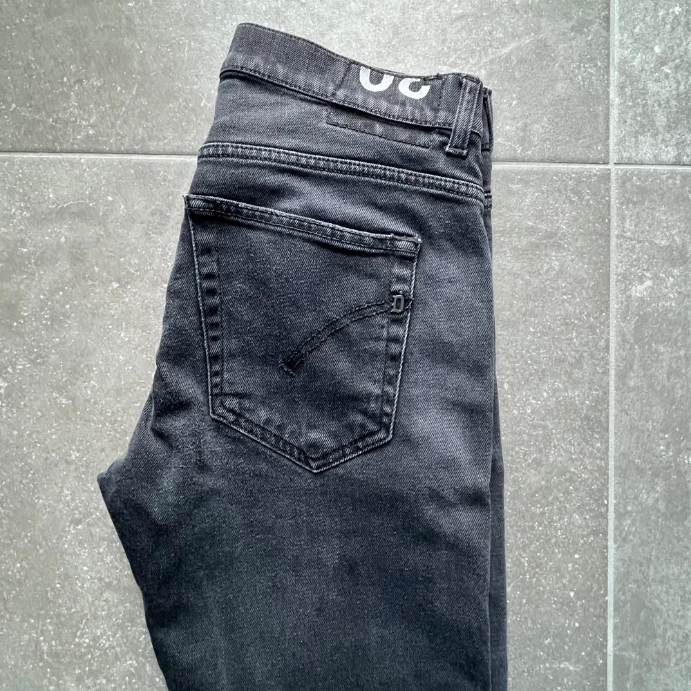 Dondup jeans av modellen Ritchie dvs skinny fit, cond 9/10. Jeans & Byxor.