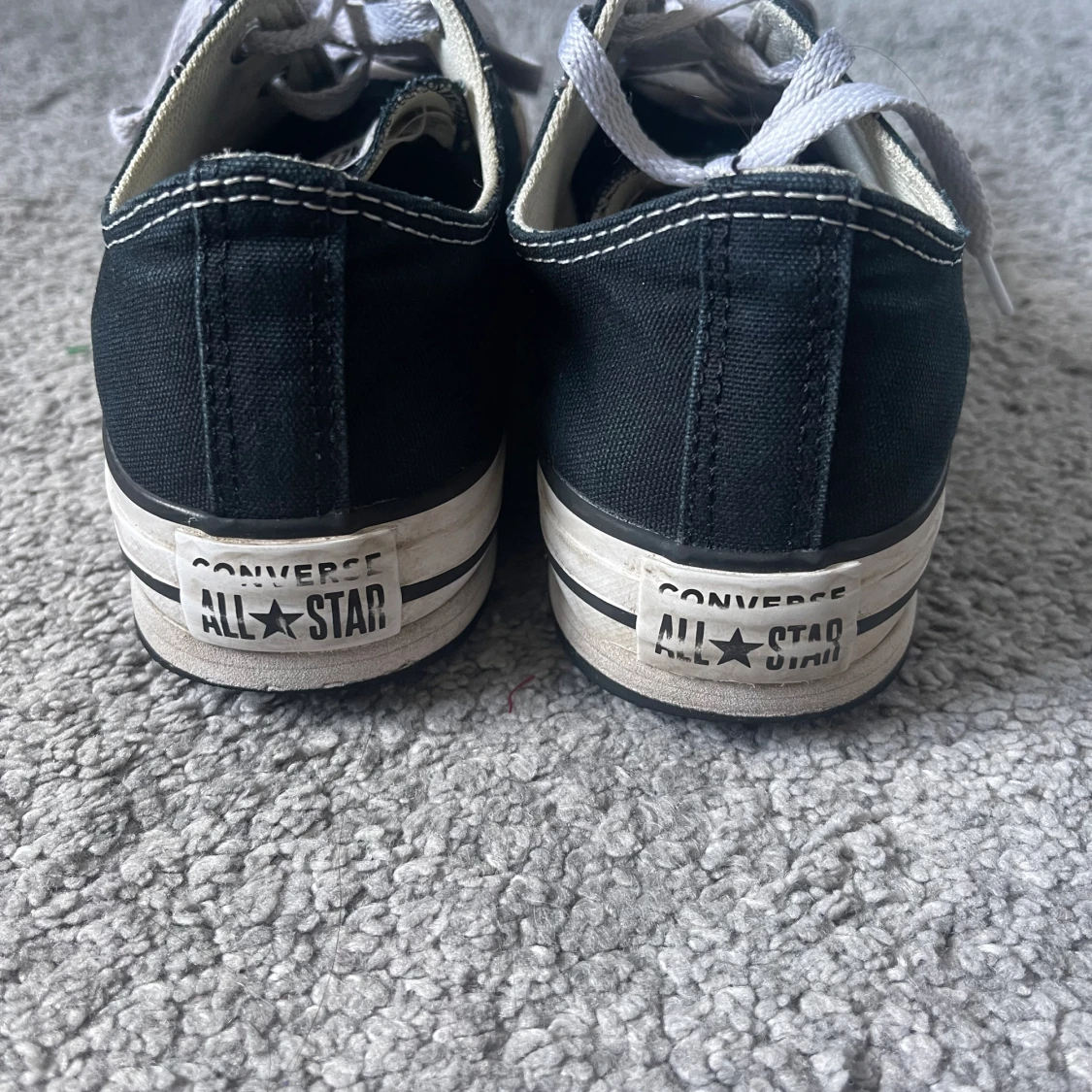 Svarta convers med hög sula - 91