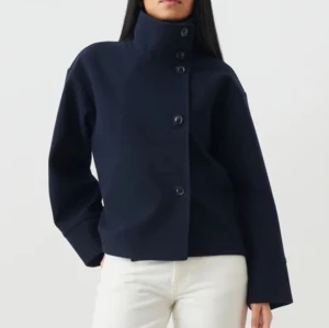 Gina jacka - Gina jacka som jag köpte nyligen, Stolek M, marin blå färg! Köpte den för 600