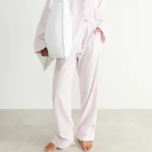 Fina pyjamasbyxor från Gina 