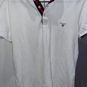 Gant piké - Snygg piké storlek S men mer som M väldigt bra skick