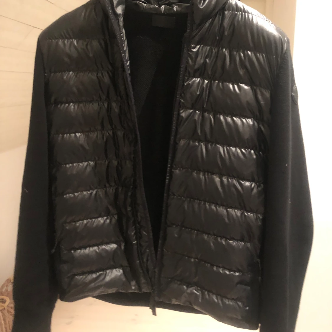 Moncler cardigan med luva