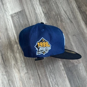 New Era Keps  - New Era keps , Pris kan diskuteras,