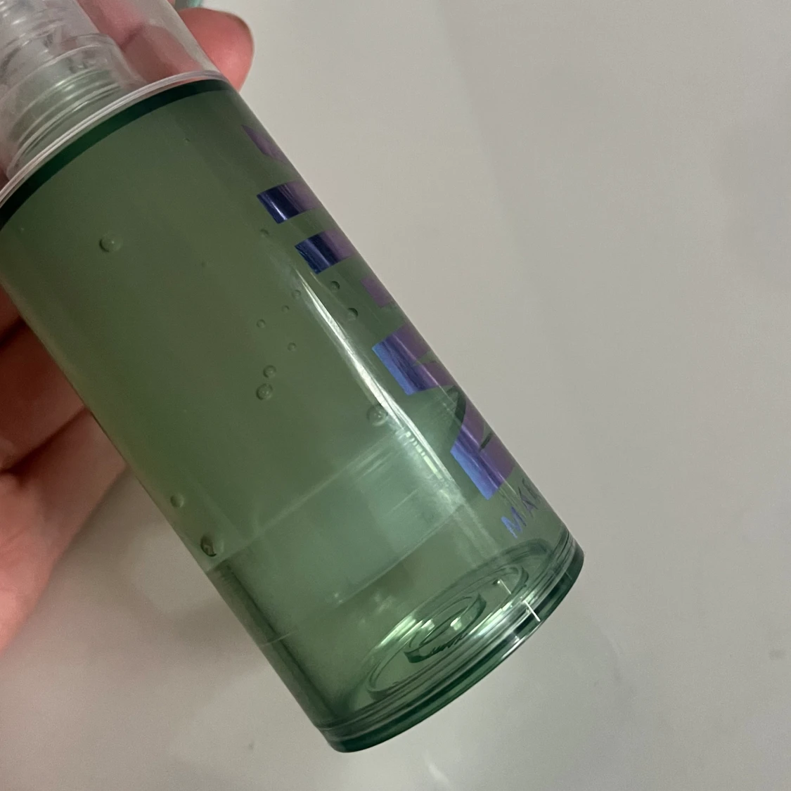 Milk hydro grip primer - 90