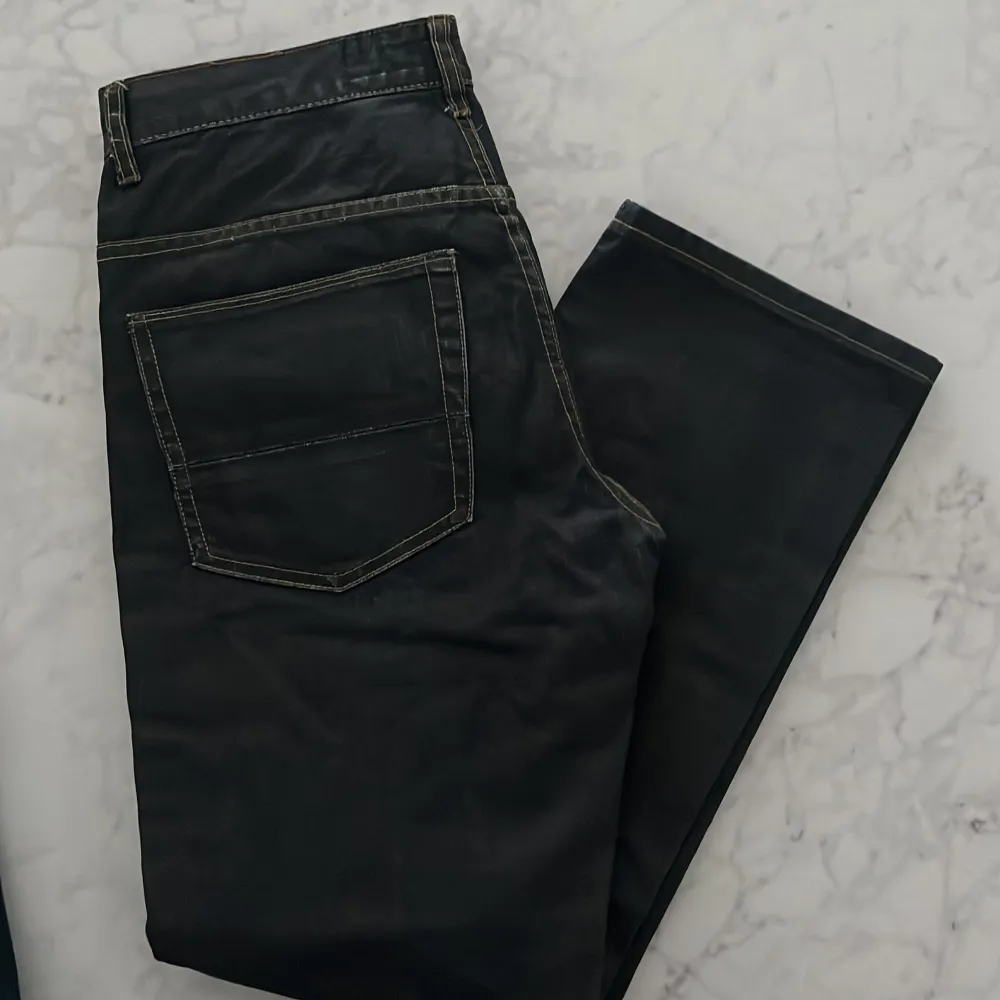 Säljer nu Mina voi jeans pga stil byte. Jeans & Byxor.