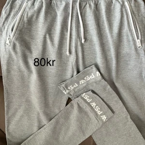 Mjukisbyxor PSW - Mjukisar köpta på Kidsbrandstore, som nya. 