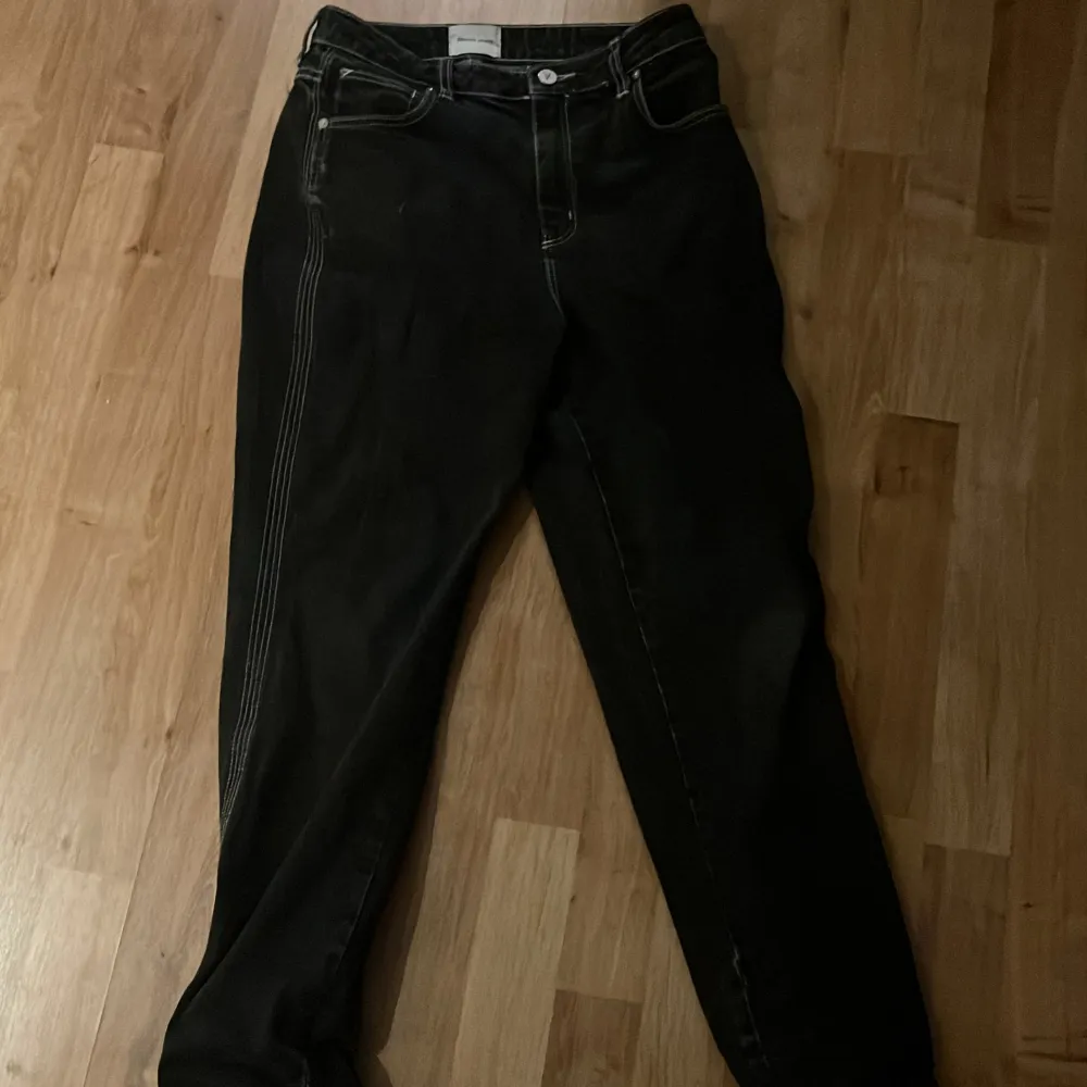 Ett par feta jeans storlek 29 94high-slim . Jeans & Byxor.