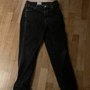 Ett par feta jeans storlek 29 94high-slim 