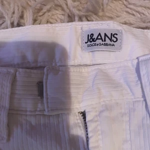 DOLCE & GABBANA byxor  - perfekt skick! storlek 36 stretchiga och mjuka