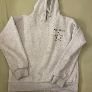 Hoodie grå - Bra skick knappast använt 
