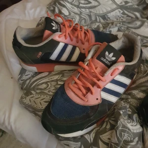 Adidas xz 42 och en halv - Använda men bra skick