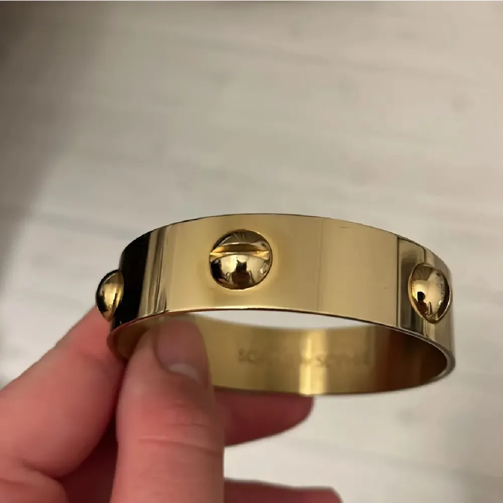 Sophie by sophie guldplaterat armband. Muu.