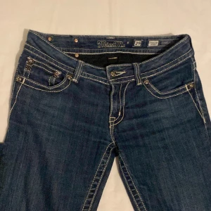 Miss me jeans - Sydde om dom själv till bootcut annars väldigt bra skick säljer för att inte min stil  längre❤️