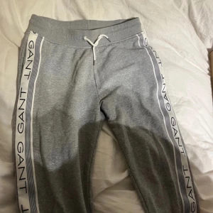 Gant byxor  - Orginala gant byxor, köpt från Zalando kan bevisas. Köpta för 850kr säljer för 180kr