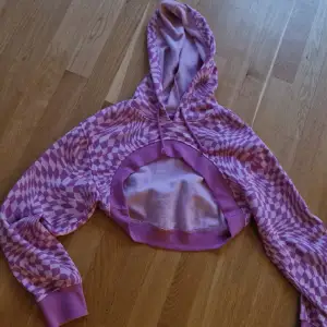 Cropped hoodie från H&M i storlek XS