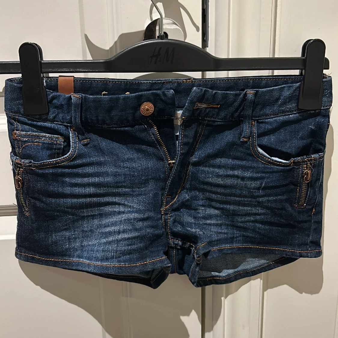 Lågmidjade shorts 