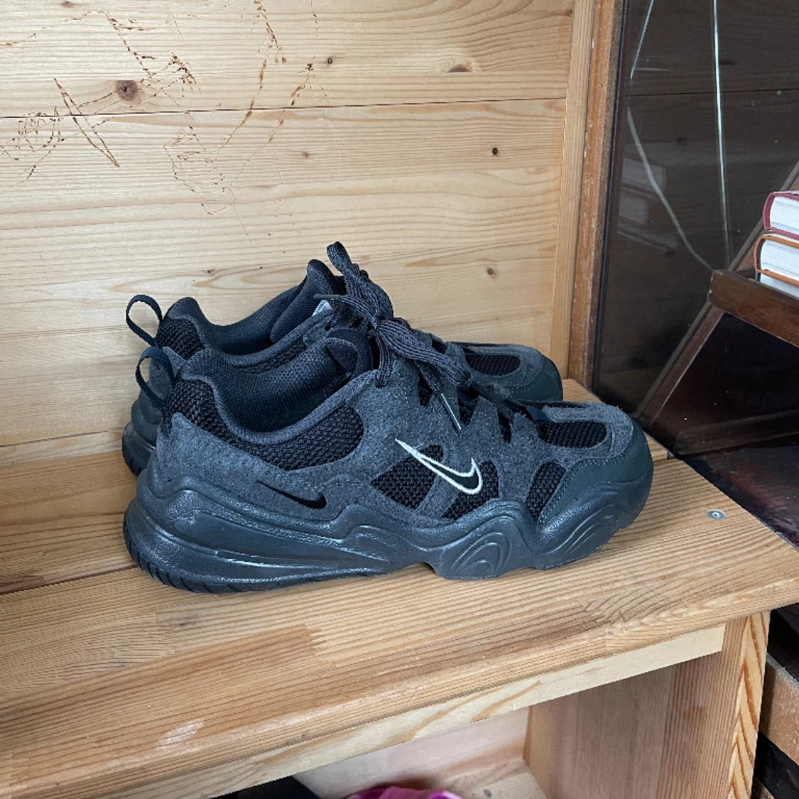 NIKE TECH HERA SNEAKERS  - 91