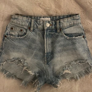 Jeansshorts från zara❤️‍🔥 - Jeansshorts från zara perfekt till sommaren❤️❤️