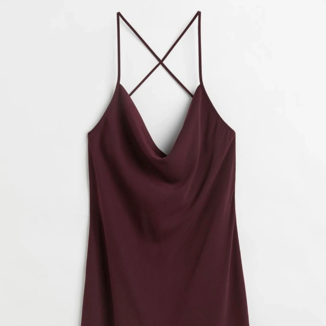 Vinröd klänning - 91