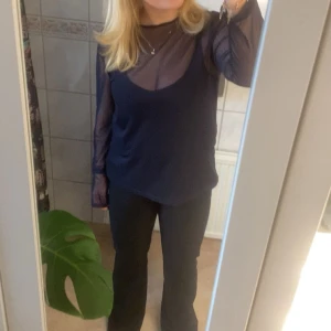 Fest topp - Superfin fest topp. Genomskinlig💙