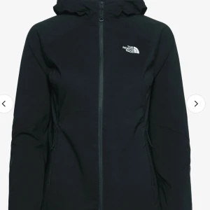 The North Face Jacka - The North face jacka i väldigt fint skick!! Använd ett fåtal gånger🩷