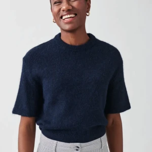 Stickad Tröja - Superfin stickad tshirt från ginatricot💖Xs men passar även s-m