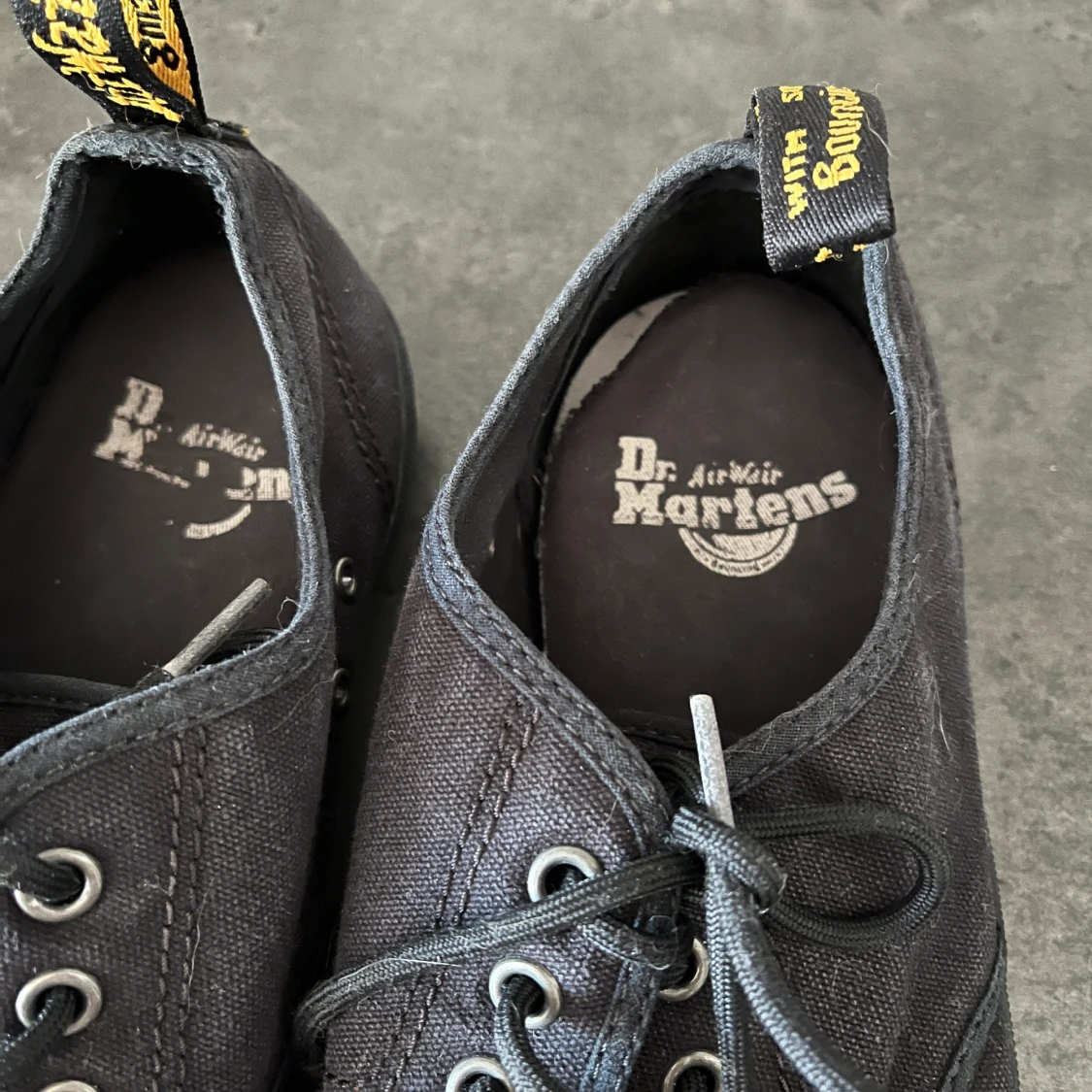 Dr Martens Pressler Canvas Shoe - 91