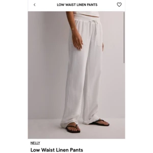 Linnebyxor - Säljer dessa linnebyxor från Nelly i storlek S då de är lite små på mig! Helt oanvända med prislapp på. Jag är 177 cm och de var på gränsen till för korta på mig. Skriv privat vid frågor elr mer bilder! 💕