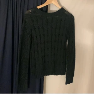 Stickad tröja - Jätte fin och snygg stickad tröja ifrån VILA🎸💗