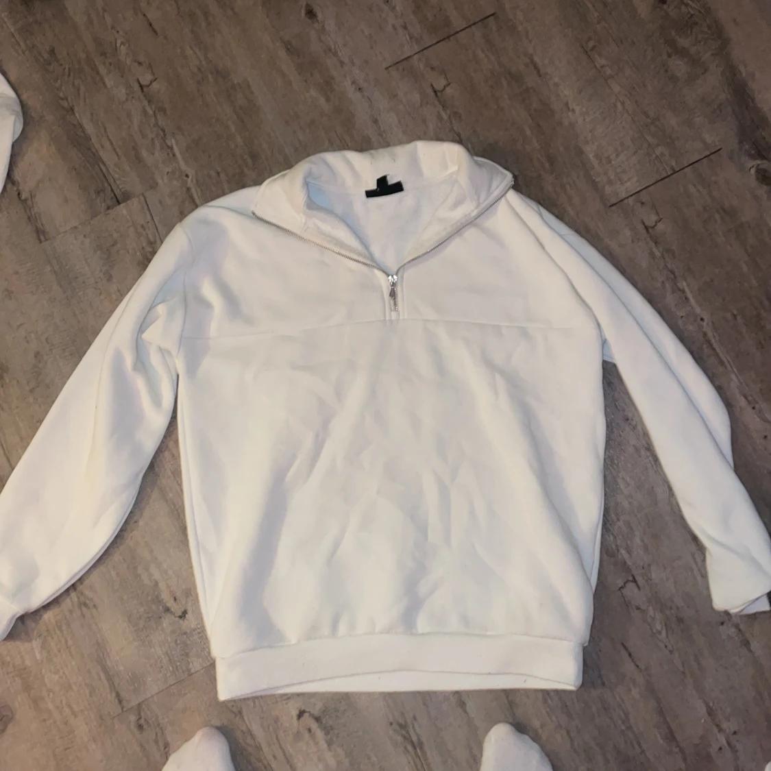 Vit half zip tröja