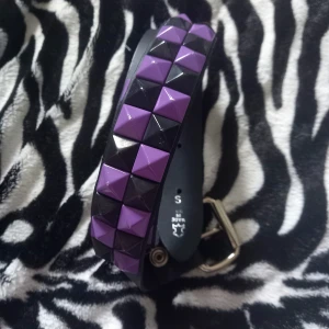 Nitbälte lila - Säljer eftersom det var för litet för mig :( storlek S 💕