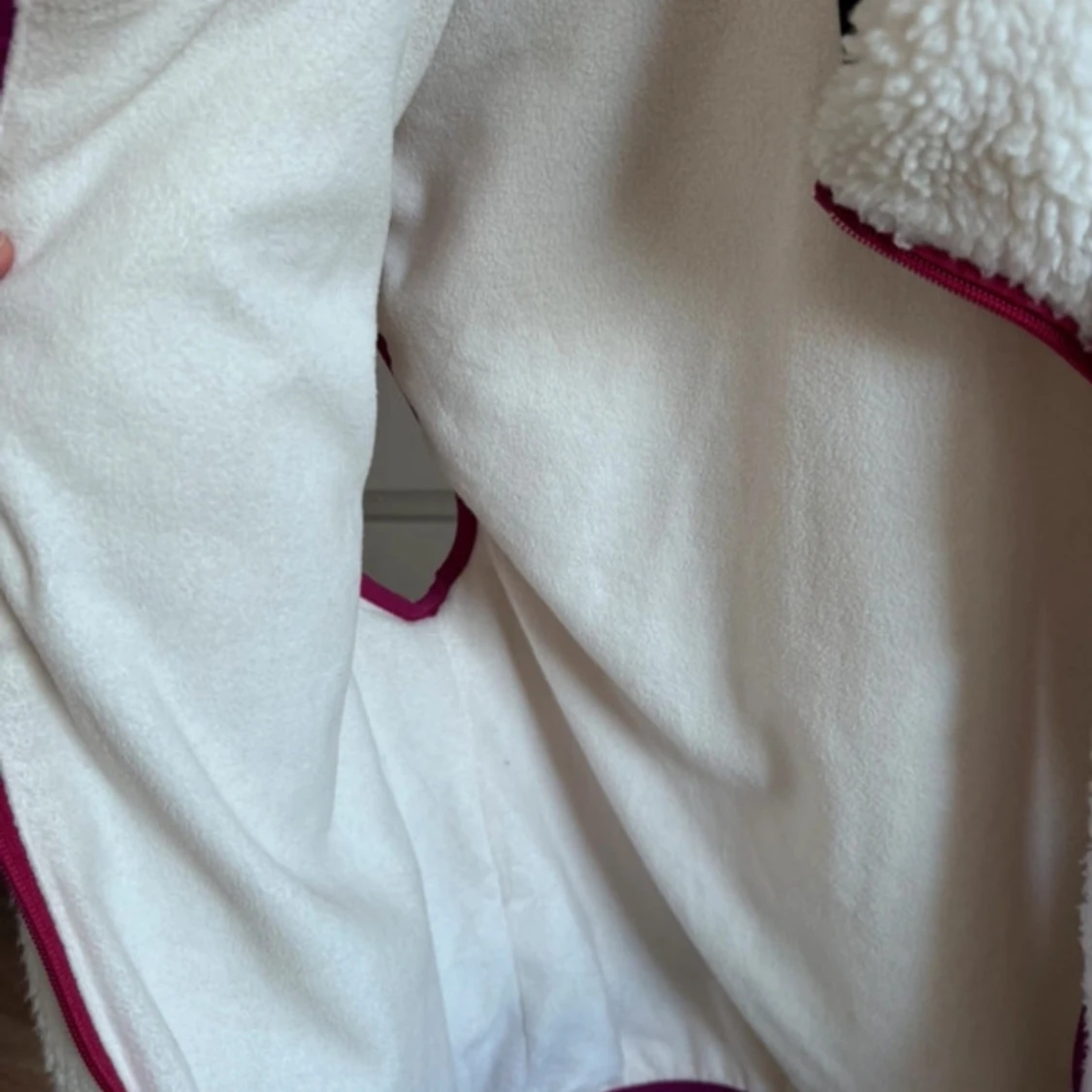 Fleeceväst - Pull & Bear - Storlek S - 93