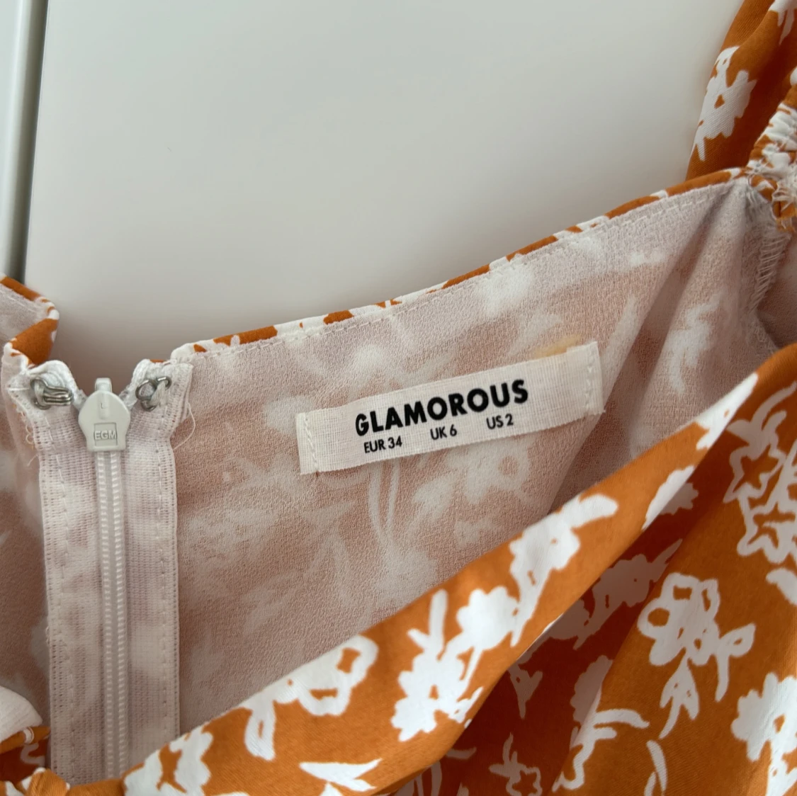 Orange somrig klänning  - 91