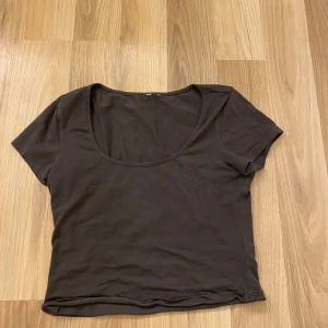 T-shirt  - Stor i storleken 