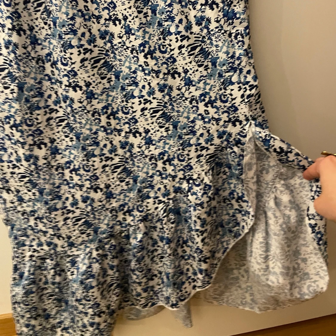 Midi kjol blå/vit - 91