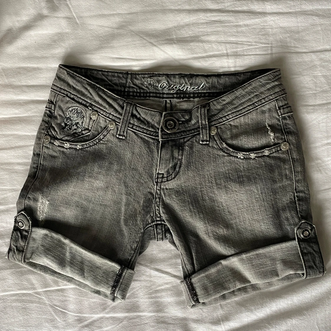 Coola lågmidjade shorts - 91