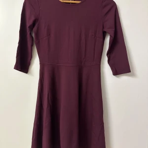 Klänning  - Klänning storlek S