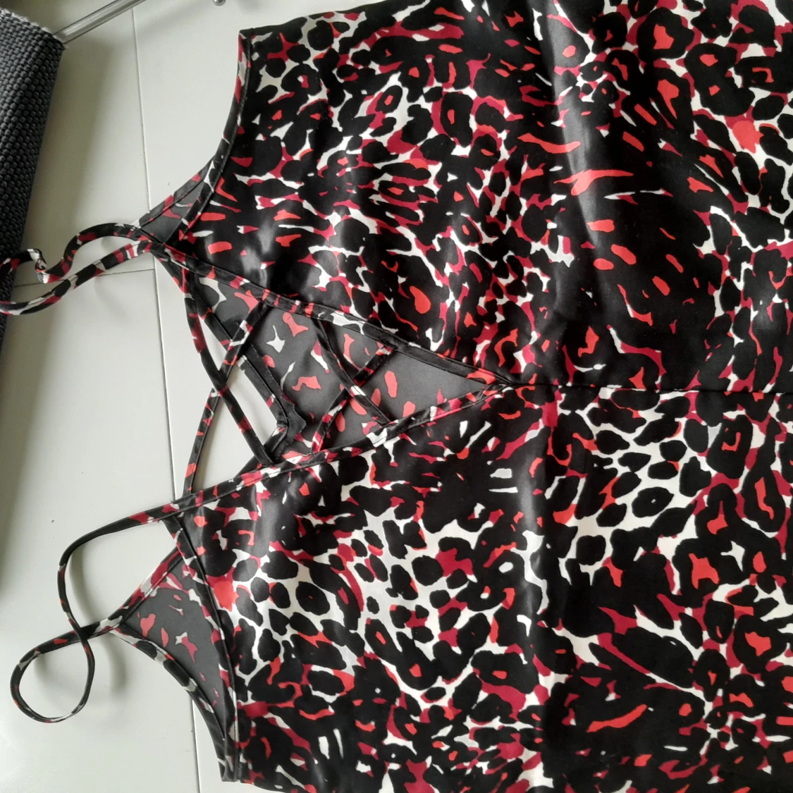 Satin top med leopard print - 91