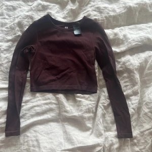 Tröja  - Strl S från h&m. Inga defekter. 